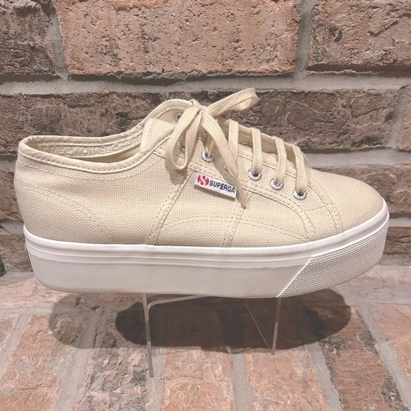 Cream/Beige Superga Platform Sneakers - Size 10 - Picture 1 of 5
